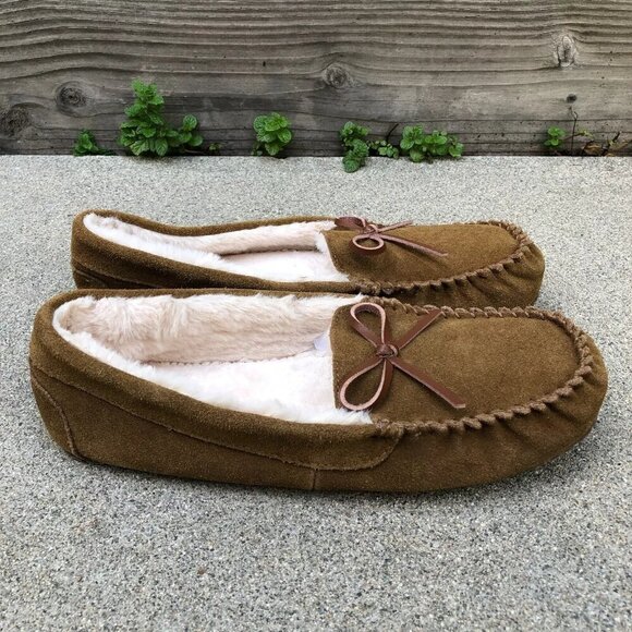 SECRET TREASURES Leather Suede House Slippers Shoes Mens 11 Brown Slip On Sherpa - Picture 1 of 14